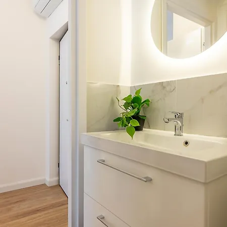 Navigli Duomo Chic Wifi Ac Apartment *